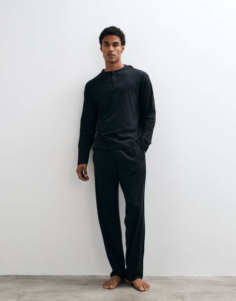 ASOS DESIGN conjunto de pijama holgado con henley de manga larga en negro - view 1
