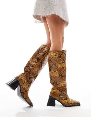 Connect leather pull-on knee boots with flared heels in snake-Black