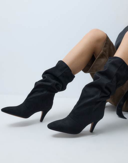ASOS DESIGN Contessa støvler med keglehæl og slouch ved knæet i sort suedette, 5 af 5