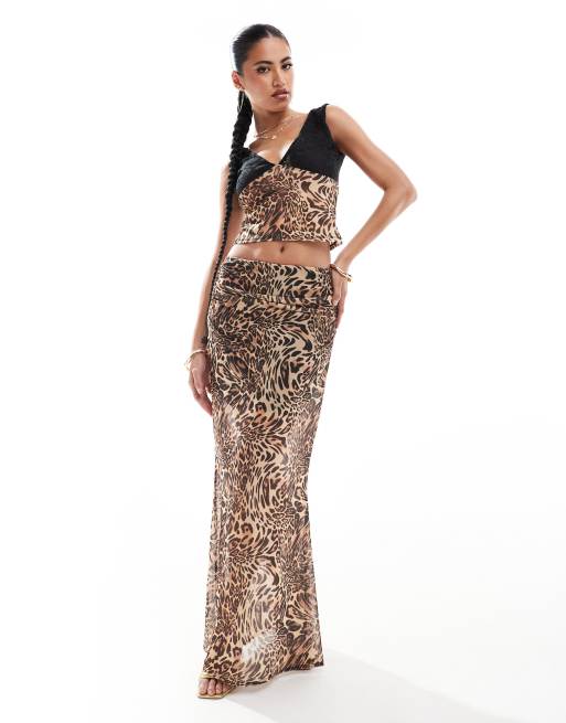 ASOS DESIGN - Coordinato con gonna e canotta in rete con stampa leopardata e dettaglio in pizzo