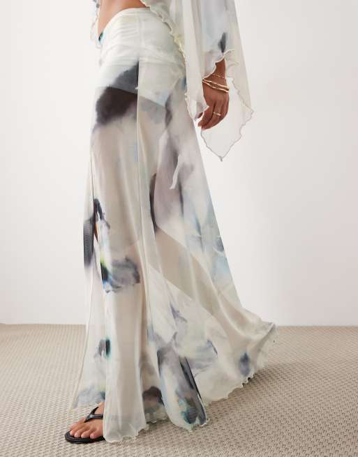 ASOS DESIGN - Coordinato con gonna lunga in rete blu a fiori con spacco, 2 di 5
