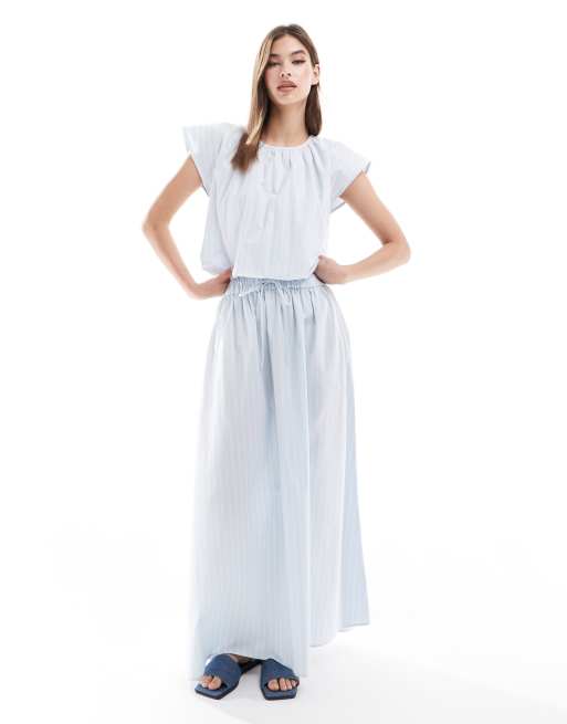 ASOS DESIGN - Coordinato con top e gonna lunga a righe blu e bianche con vita elasticizzata