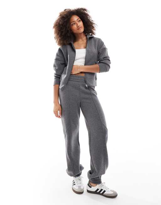 ASOS DESIGN - Coordinato grigio con felpa con cappuccio e joggers con cuciture modellanti