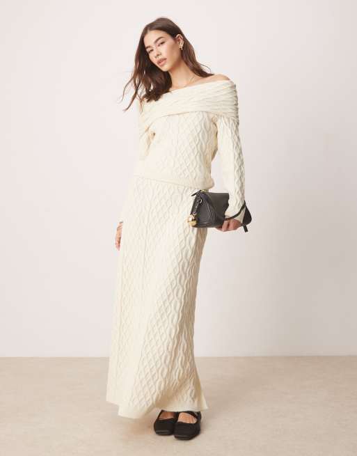 ASOS DESIGN - Coordinato in maglia a trecce color crema con maglione con scollo alla Bardot e gonna lunga