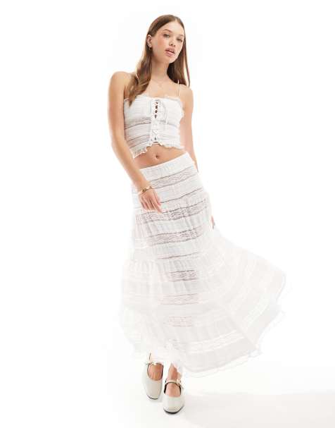 ASOS DESIGN - Coordinato in pizzo testurizzato bianco con top a fascia allacciato sul davanti e gonna lunga - view 1
