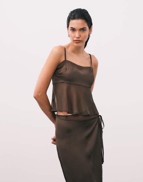 ASOS DESIGN - Coordinato in raso marrone con spalline sottili - view 1