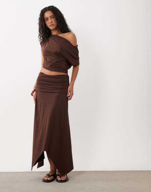 ASOS DESIGN - Coordinato stretto in vita color cioccolato