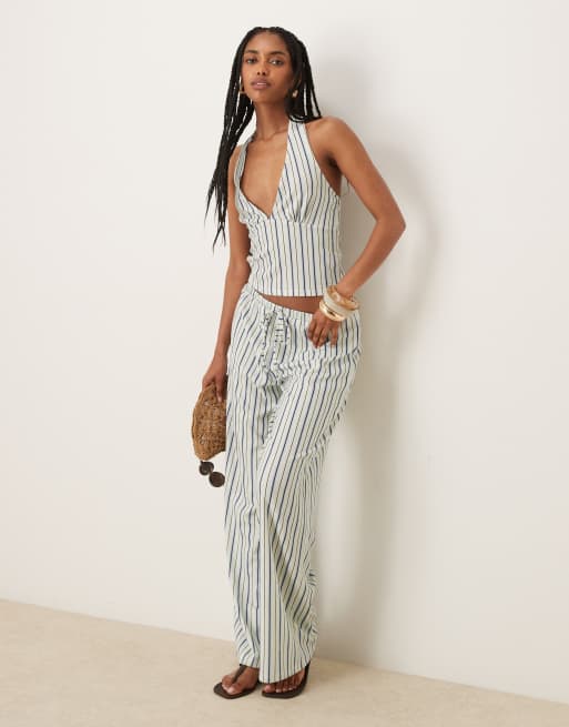 ASOS DESIGN - Coordinato testurizzato color avorio gessato con top allacciato al collo e pantaloni