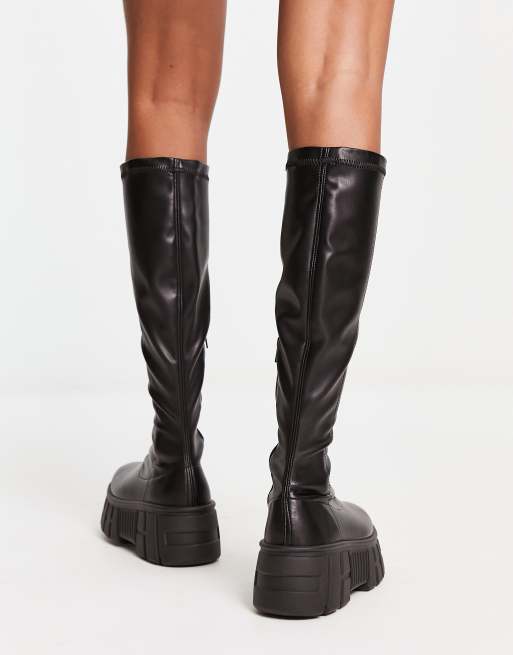 ASOS DESIGN – Copenhagen – Kniehohe Sockenstiefel in Schwarz mit dicker Sohle, 4 von 4