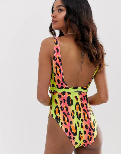 ASOS DESIGN Coppe Grandi - Trikini con stampa pop animalier coppe DD-G, 2 di 4