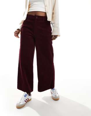 cord cropped wide leg pants in burgundy-Red