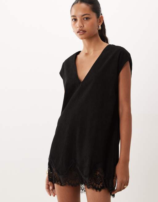 ASOS DESIGN Cord-Kleid mit V-Ausschnitt, Spitzenbesatz und kurzem Shiftkleid in Schwarz, 2 von 4