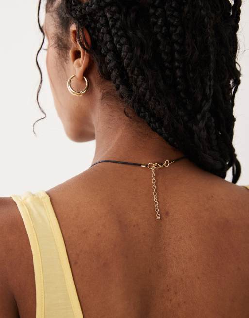 ASOS DESIGN corded necklace with resin pendant in burgundy, 4 of 4
