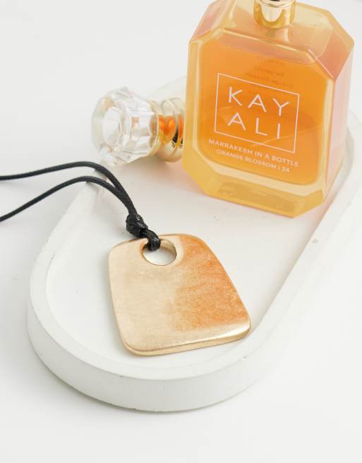 ASOS DESIGN corded necklace with statement pendant in gold tone, 3 of 5