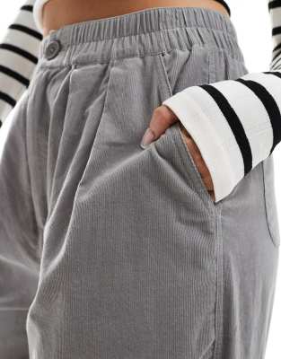 【SATIIIZ】Per Washed Corduroy Balloon Pants ASOS DESIGN corduroy cropped balloon pants in gray | ASOS