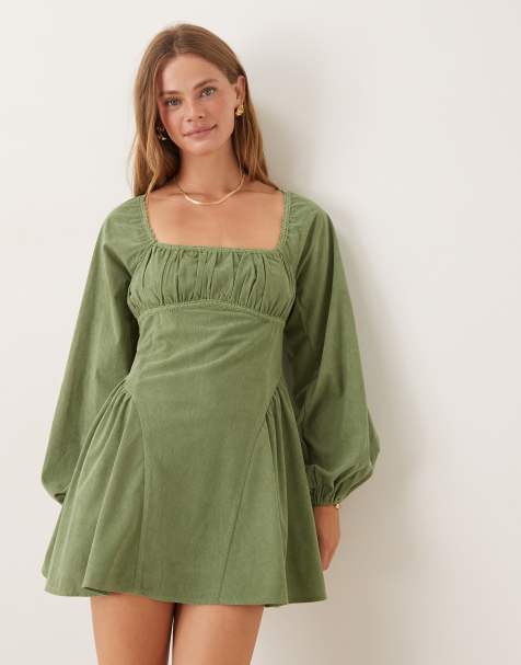 ASOS DESIGN - Corduroy mini jurk met vierkante halslijn, gerimpelde buste, volumineuze mouwen en kanten zoom in pistachegroen met wassing - view 1