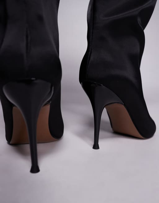 ASOS DESIGN – Corinne – Svarta, knähöga boots i satin med stilettklackar, 3 av 4