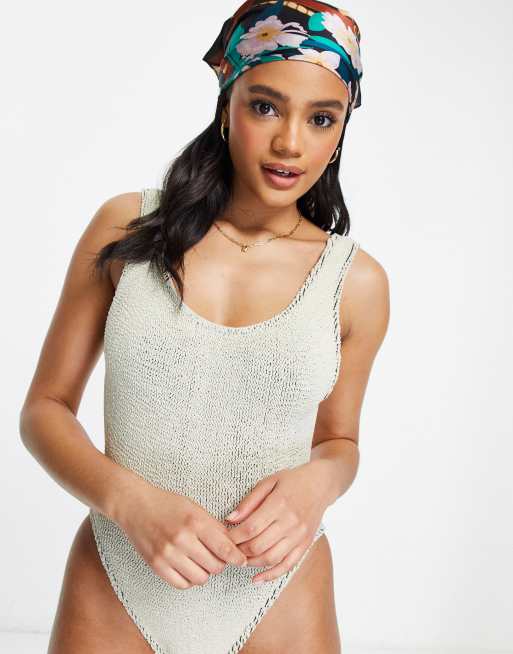 ASOS DESIGN - Costume da bagno in tessuto stropicciato con collo profondo sul retro, colore naturale