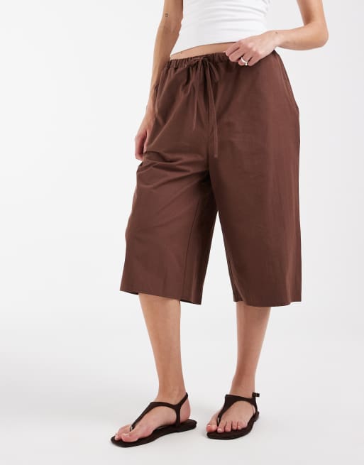 ASOS DESIGN cotton longline bermuda short in chocolate, 2 of 5