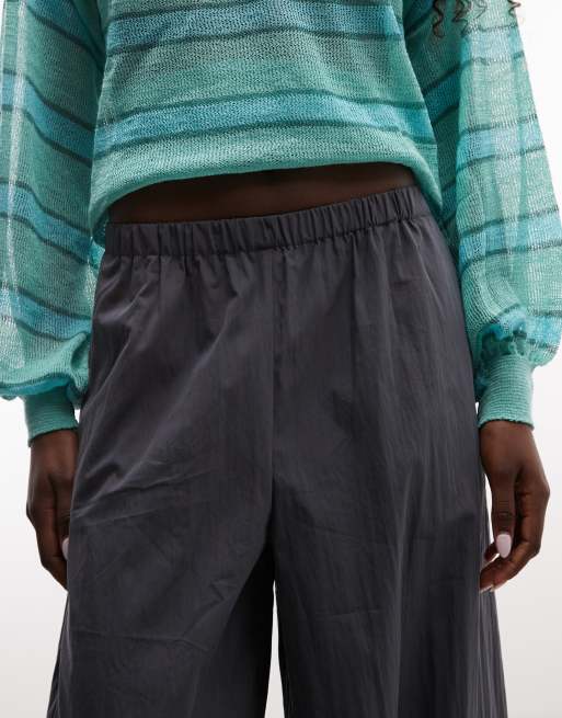 ASOS DESIGN cotton nylon blend pull on balloon trousers in charcoal, 4 of 5