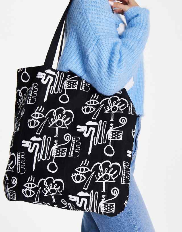 ASOS DESIGN cotton shopper bag in abstract print - BLACK