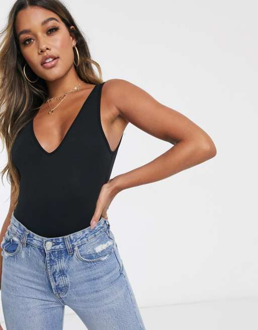 Black v neck store bodysuit