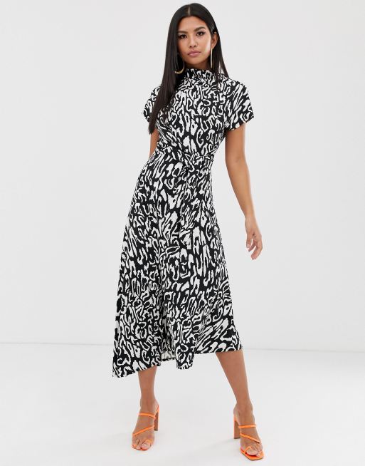 ASOS DESIGN cowl neck tie waist maxi dress in mono animal | ASOS