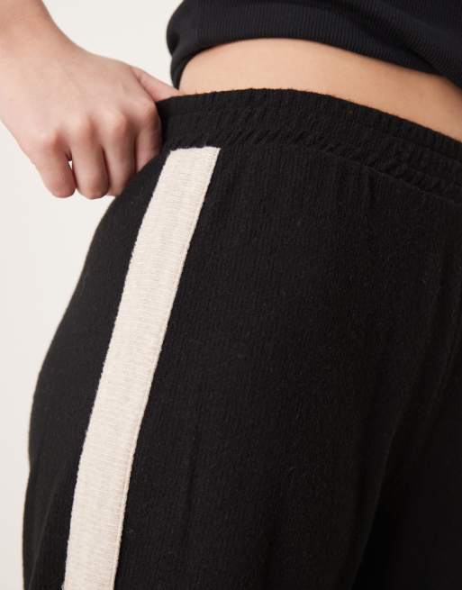 ASOS DESIGN cozy supersoft brushed side stripe wide leg jogger in black, 2 of 5