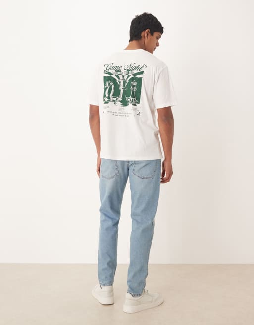 ASOS DESIGN - Cremefarvet afslappet T-shirt med skak-grafik, 2 af 5