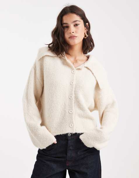 ASOS DESIGN - Cremefarvet boucle-cardigan med flyaway-krave - view 1