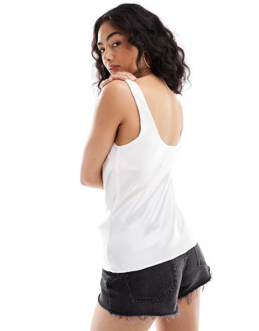 ASOS DESIGN - Cremefarvet cami i satin med dyb rund hals, 4 af 4