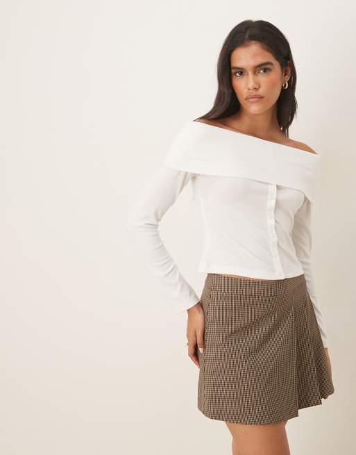 ASOS DESIGN - Cremefarvet offshoulder-top med knapper, 4 af 4