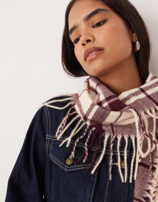 ASOS DESIGN - Cremefarvet og bordeauxrødt halstørklæde med tern og frynser i siderne, 3 af 3