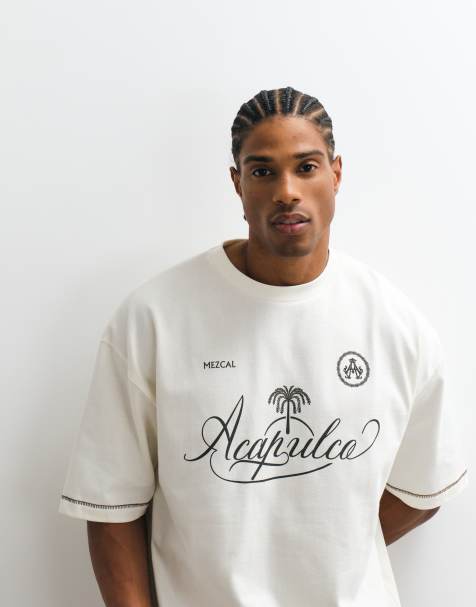 ASOS DESIGN - Cremefarvet oversized T-shirt i kraftigt stof med syningsdetaljer og fodboldgrafik - view 1