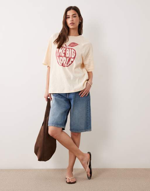 ASOS DESIGN - Cremefarvet oversized T-shirt med tekstureret finish og "Big Apple"-grafik, 4 af 4