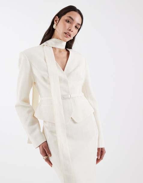 ASOS DESIGN - Cremefarvet skræddersyet blazer med kraftige skuldre og halstørklædedetalje - Del af sæt - view 1