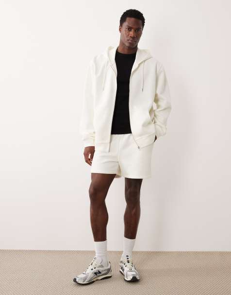 ASOS DESIGN - Cremefarvet sæt i pique med oversized shorts og sweatshirt med lynlås - view 1