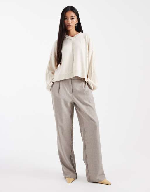 ASOS DESIGN - Cremefarvet trøje med høj V-hals og bananformede ærmer, 3 af 4