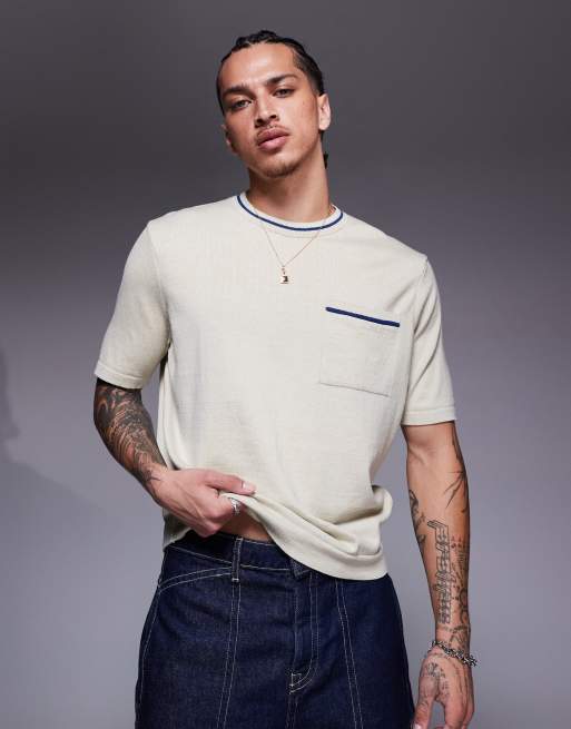 ASOS DESIGN - Cremehvid afslappet T-shirt med rund hals og lomme foran i firkantet pasform
