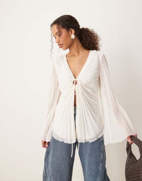 ASOS DESIGN - Cremehvid bluse med plisseringer og bindebånd foran - view 1