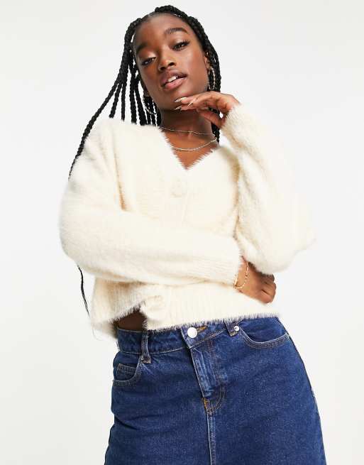 ASOS DESIGN - Cremehvid cardigan med V-hals i superblødt garn, 3 af 4
