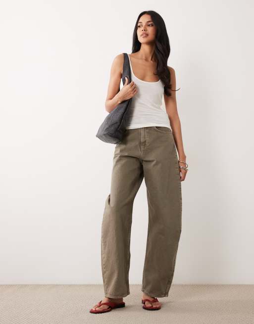ASOS DESIGN - Cremehvid halvgennemsigtig tanktop med dyb rund hals, 2 af 4