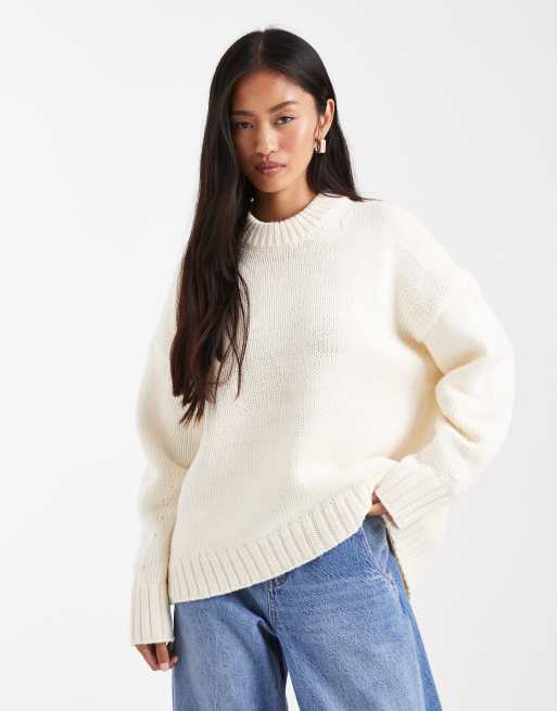ASOS DESIGN - Cremehvid oversized striktrøje med rund hals og buet kant i glat garn