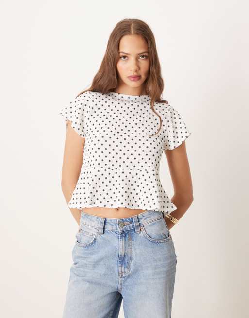 ASOS DESIGN - Cremehvid top med firkantet pasform, flæser og polkaprikker, 2 af 4