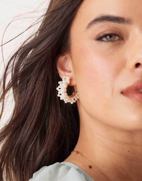 ASOS DESIGN – Creolen mit zahlreichen weißen Kunstperlen - view 1