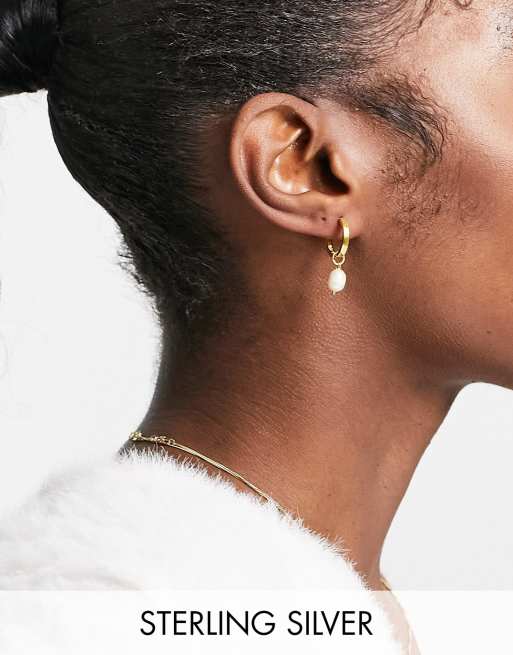 ASOS DESIGN - Créoles en argent massif plaqué or avec breloque perle