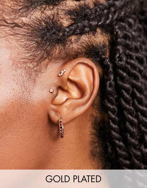ASOS DESIGN - Créoles en plaqué or 14 carats 13 mm avec grenat pierre de naissance de janvier 