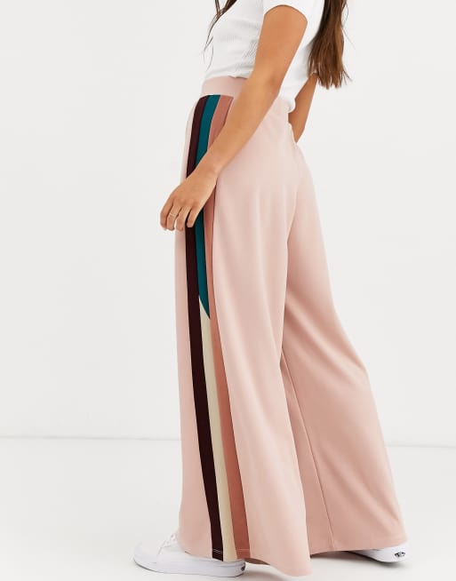 Wide leg coloured outlet trousers