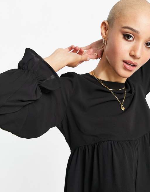 ASOS DESIGN crepe tiered smock playsuit in black, 4 of 4