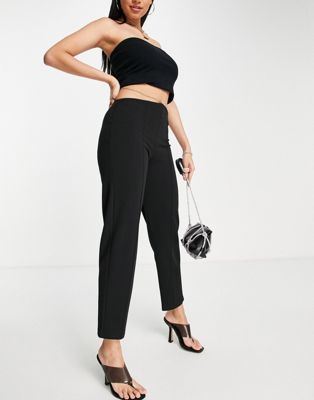 ASOS DESIGN crepe trouser with pintuck and chain waist detail in black - ASOS Price Checker